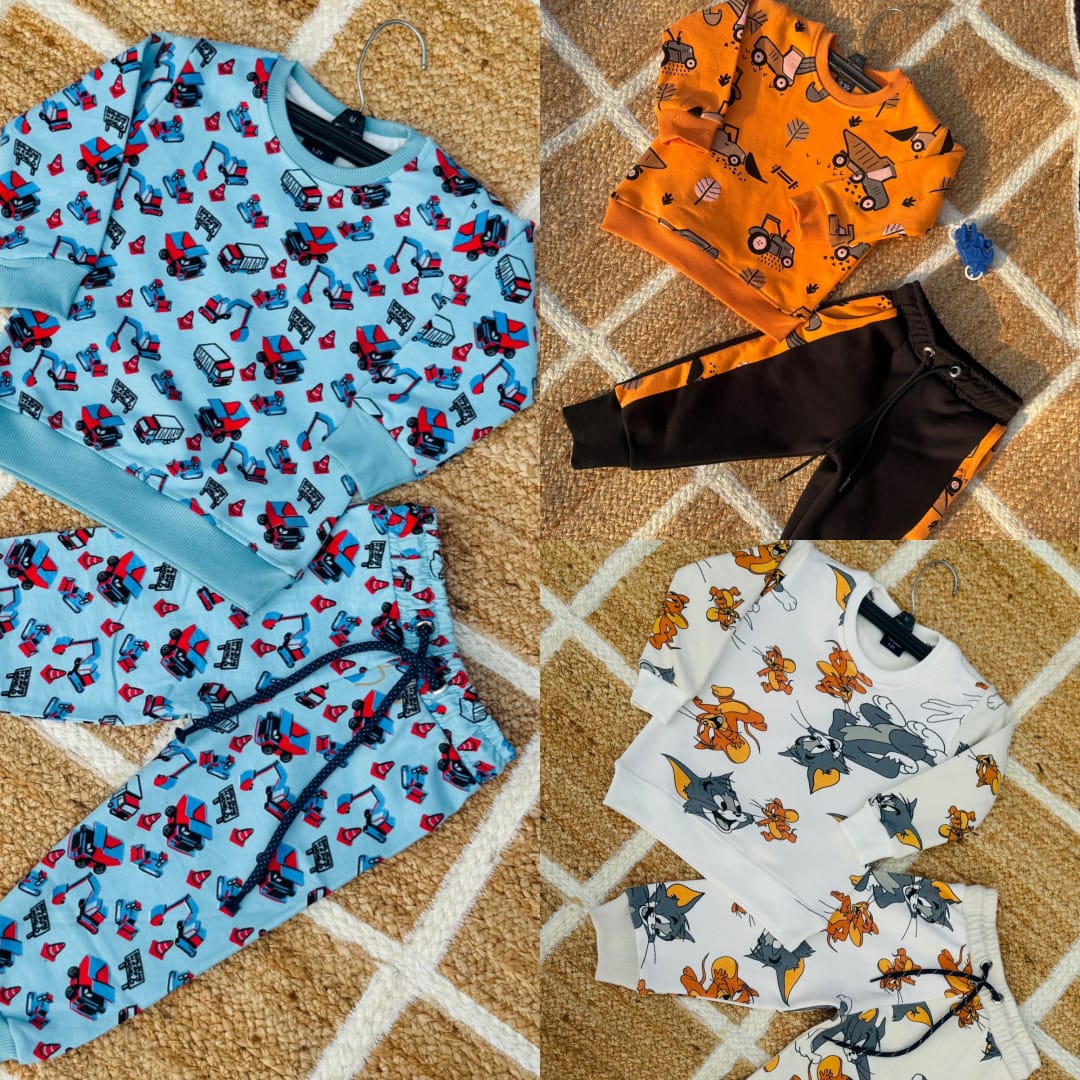 2.jpeg Kids 3 Set Combo Offer Premium sweat shirt - Image 1