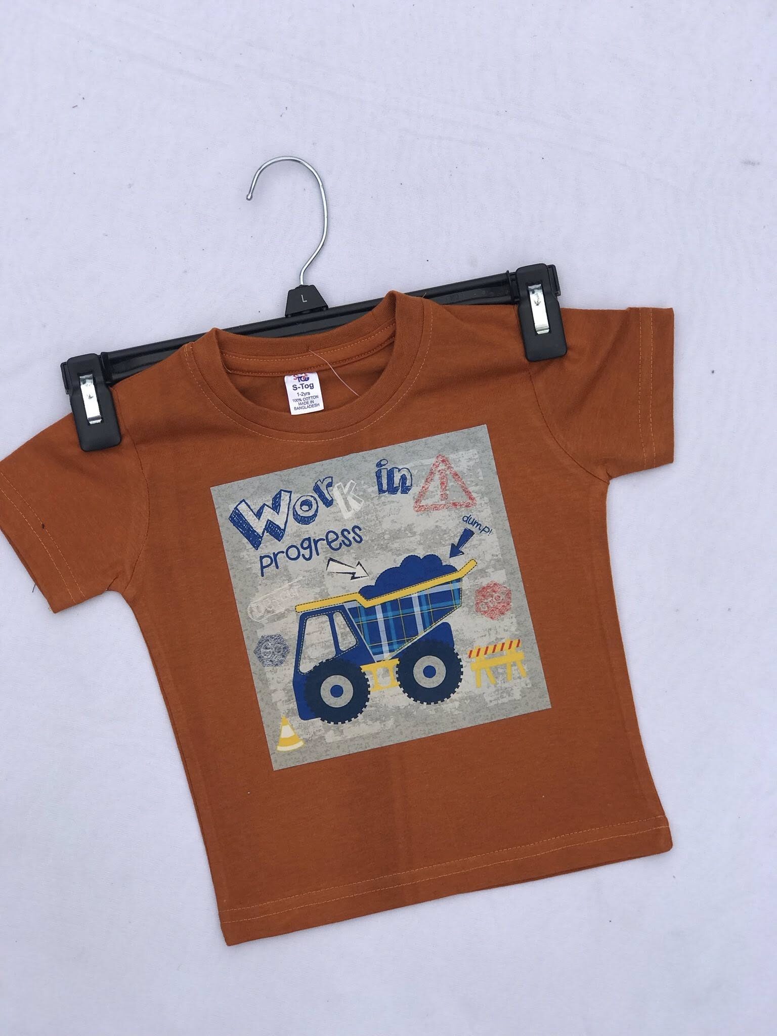 554041890_1222408533253621_5148013397130307678_n-rotated-1.jpg Kids Premium T-Shirts - Image 1